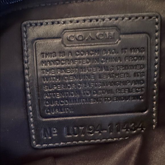 Coach Legacy Bleeker Bag - like new! - Picture 5 of 6